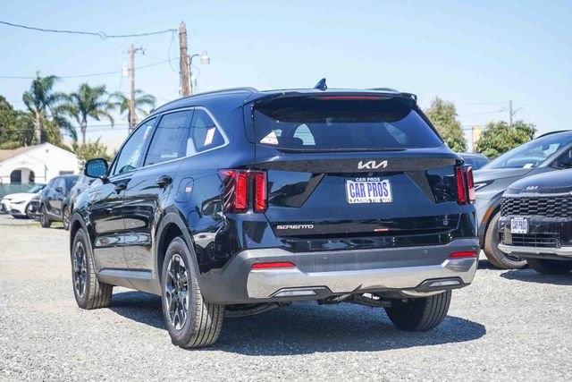 New 2026 Kia Sorento S w/ S Panoramic Sunroof Package FWD image 12