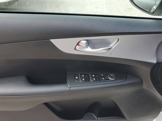 Certified 2024 Kia Forte LXS w/ LXS Technology Package FWD image 16