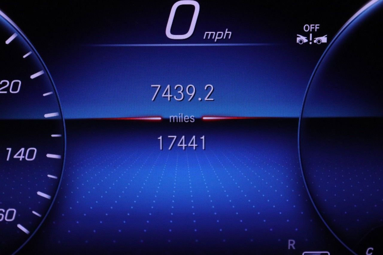 Certified 2023 Mercedes-Benz GLB 250 image 14