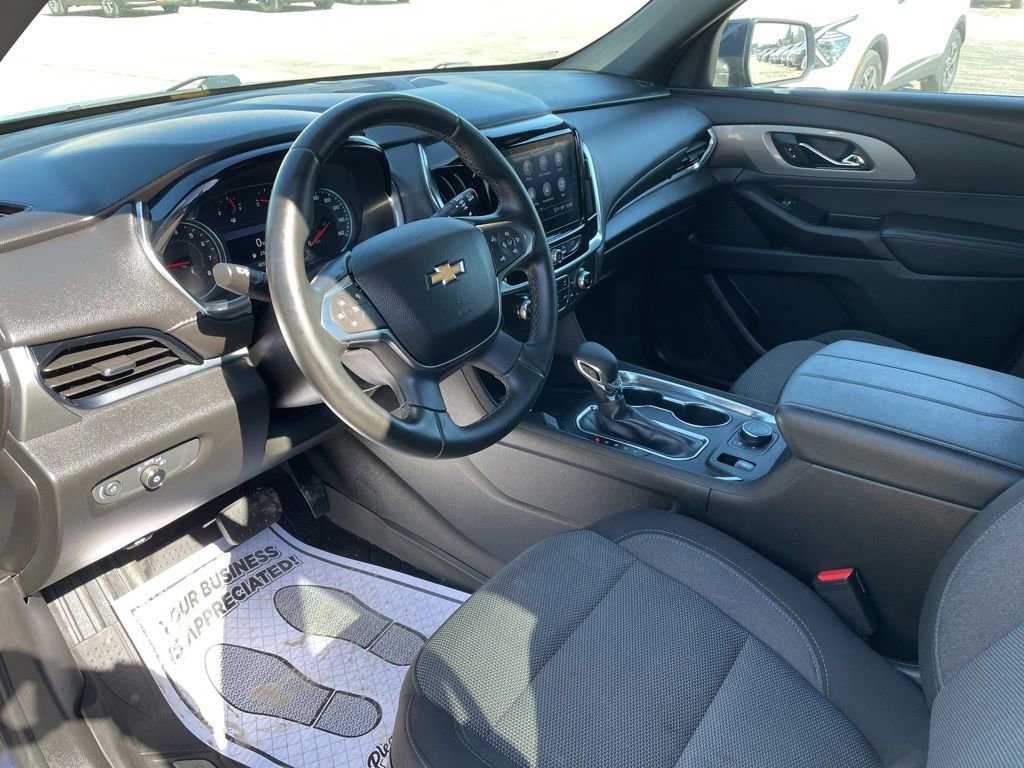 Used 2023 Chevrolet Traverse LT w/ LPO, Floor Liner Package image 4