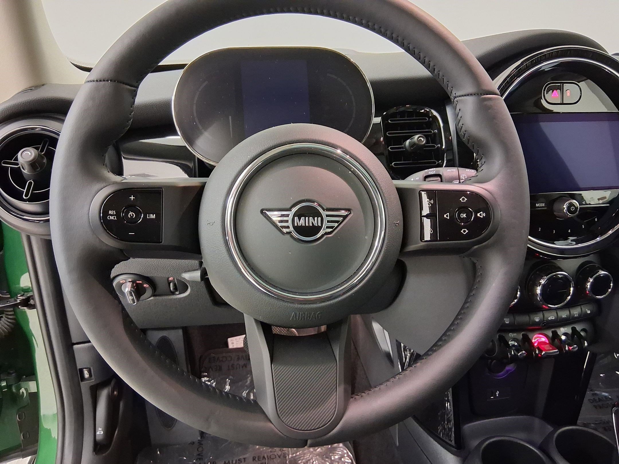 Certified 2023 MINI Cooper 2-Door Hardtop image 12