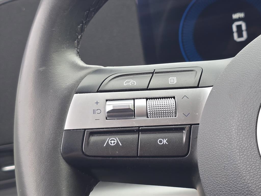 Used 2024 Hyundai Kona SEL image 16