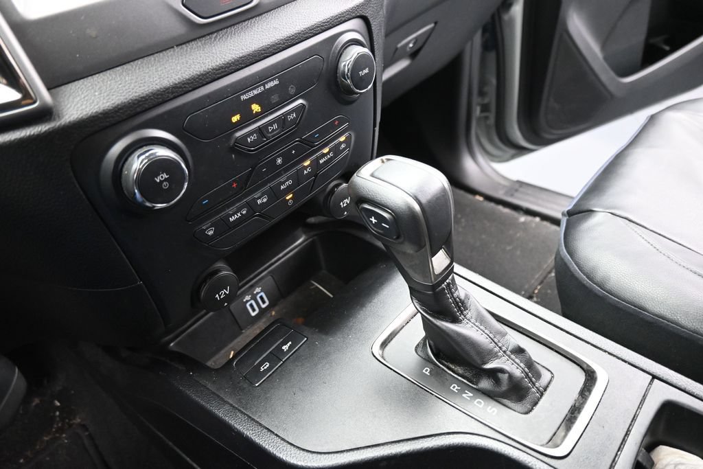 Used 2023 Ford Ranger XLT w/ Equipment Group 301A Mid RWD image 15