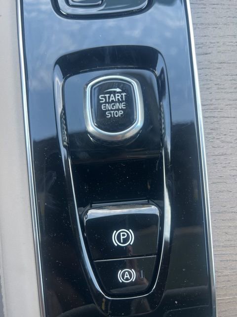 New 2026 Volvo XC90 T8 Plus w/ Protection Package image 17