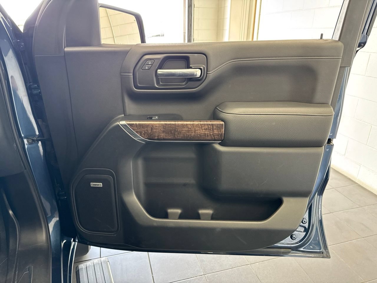 Used 2019 GMC Sierra 1500 Denali w/ Denali Ultimate Package AWD/4WD image 56
