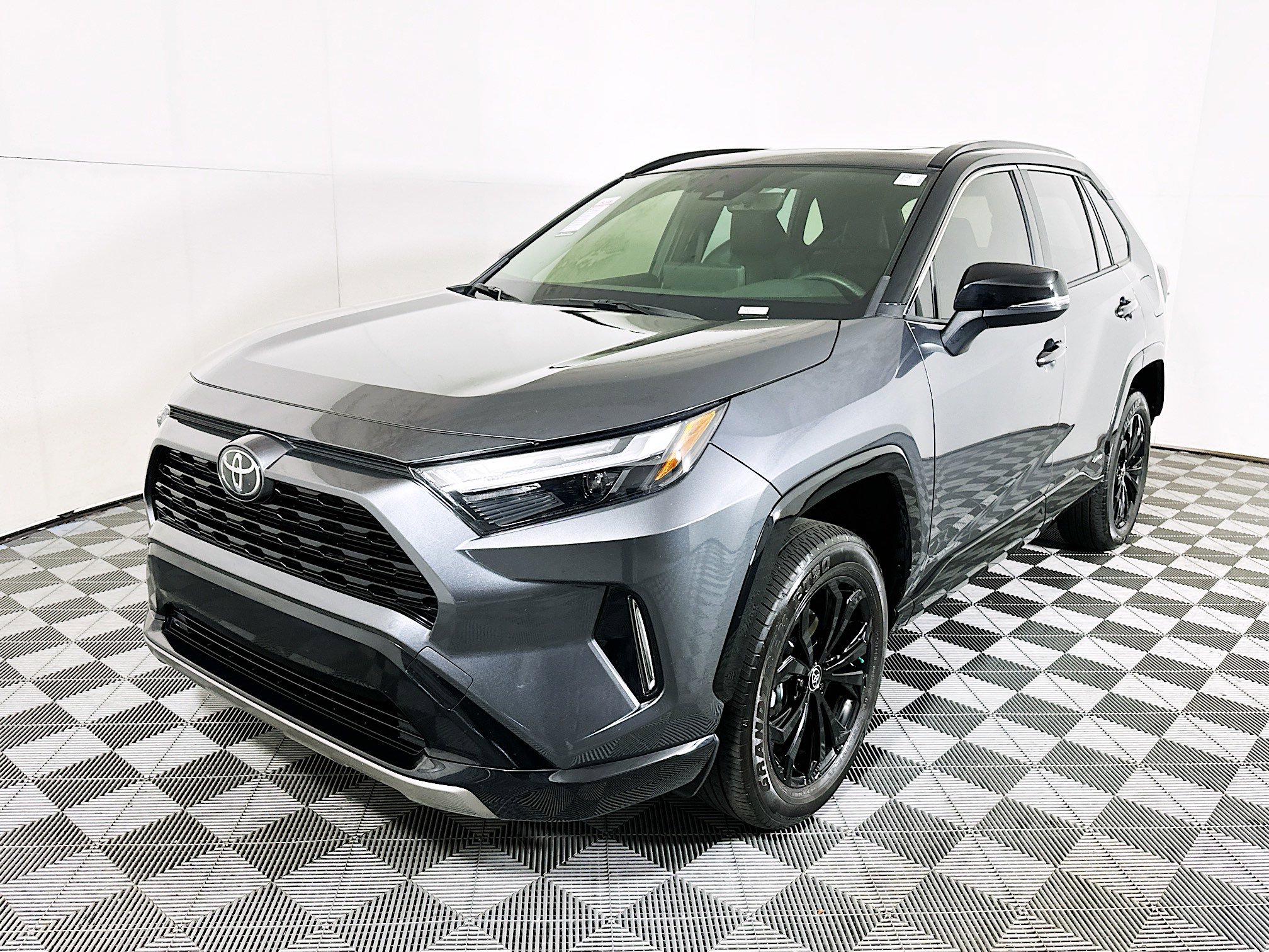 Certified 2025 Toyota RAV4 XSE w/ Weather Package image 7