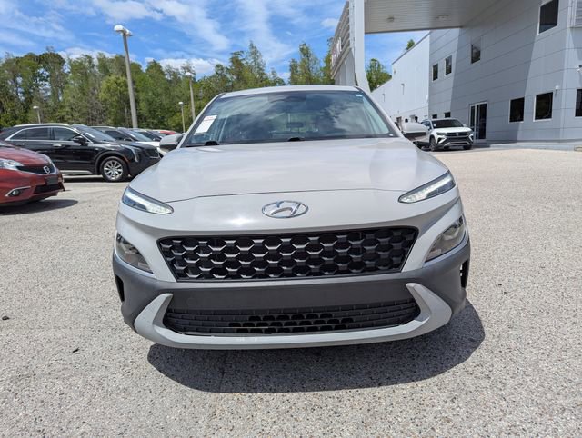 Used 2022 Hyundai Kona SE image 3