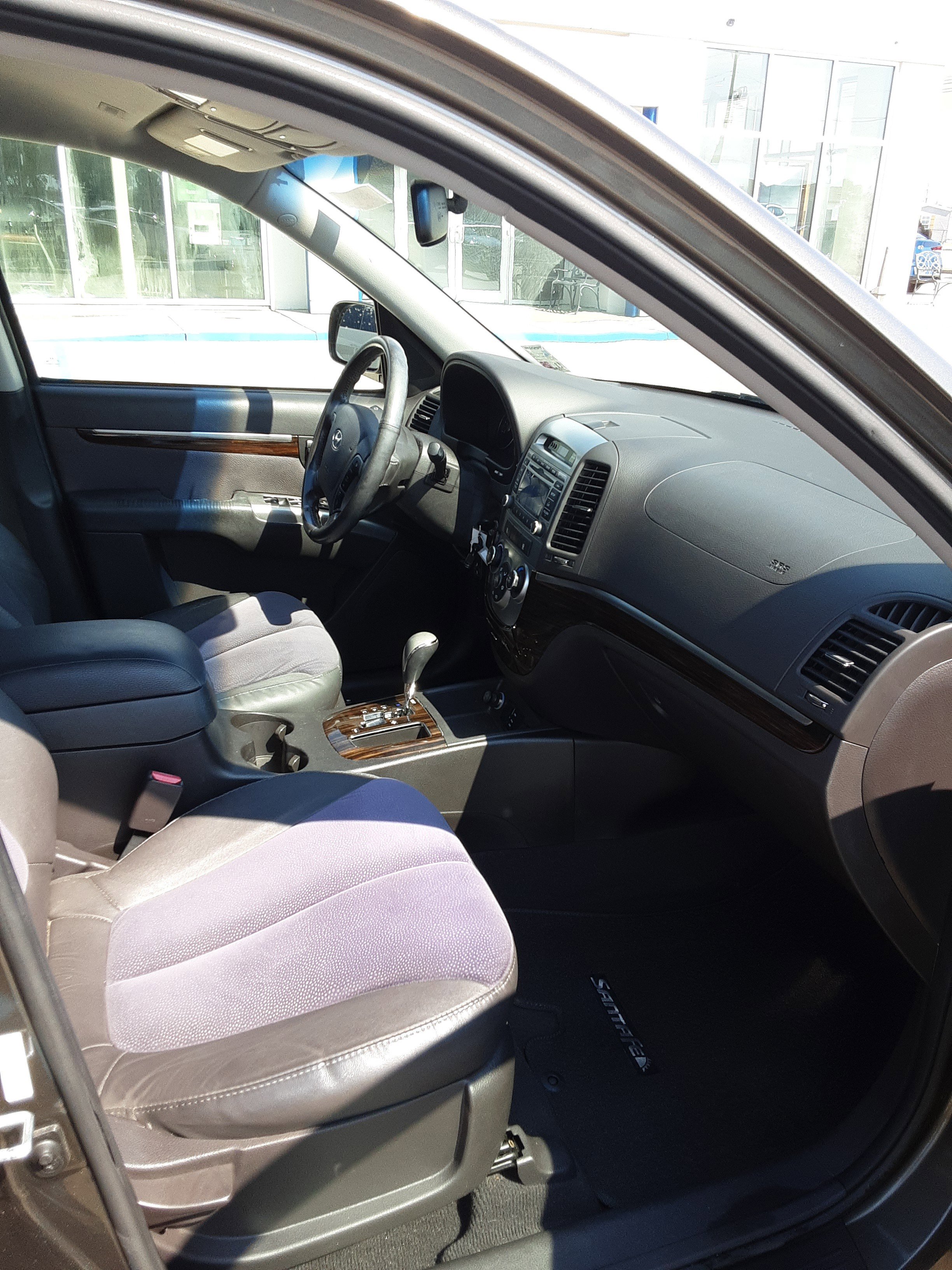 Used 2012 Hyundai Santa Fe SE image 17