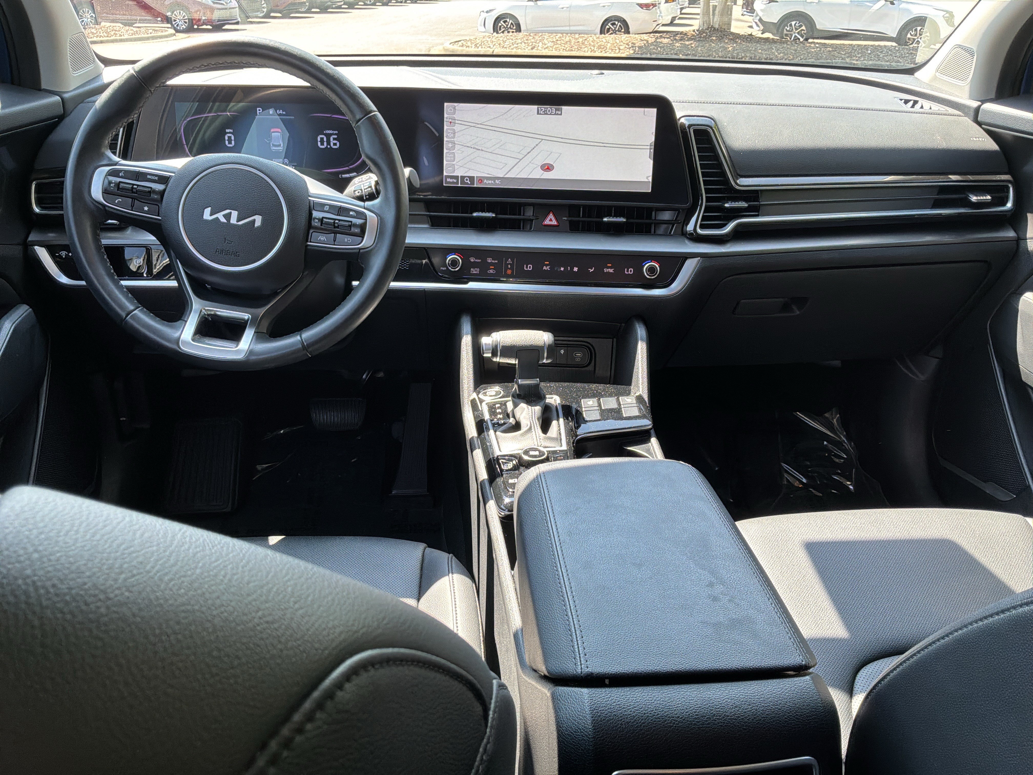 Used 2025 Kia Sportage EX FWD image 28