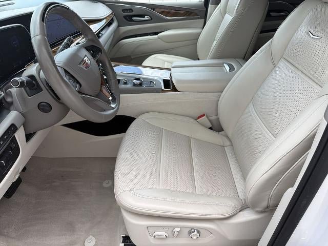 Certified 2024 Cadillac Escalade ESV Sport Platinum AWD/4WD image 9