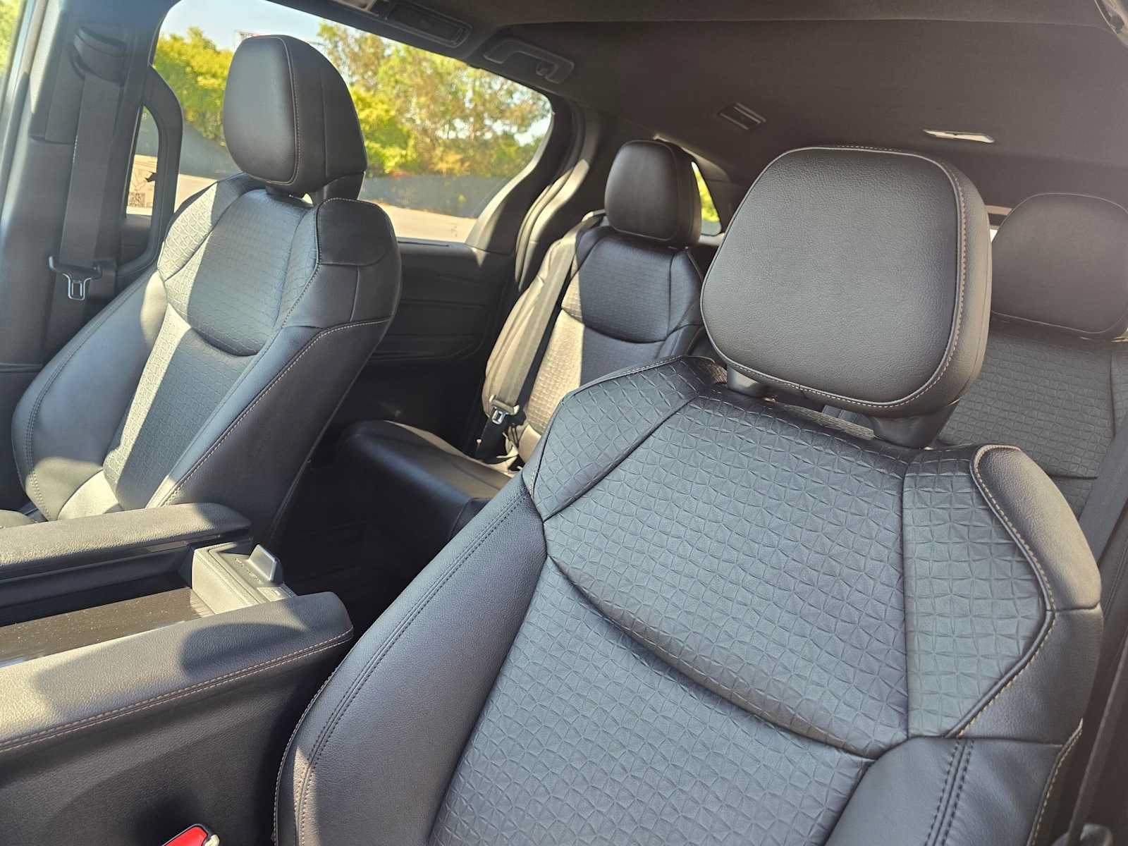 New 2026 Toyota Sienna XLE Woodland Edition AWD/4WD image 23