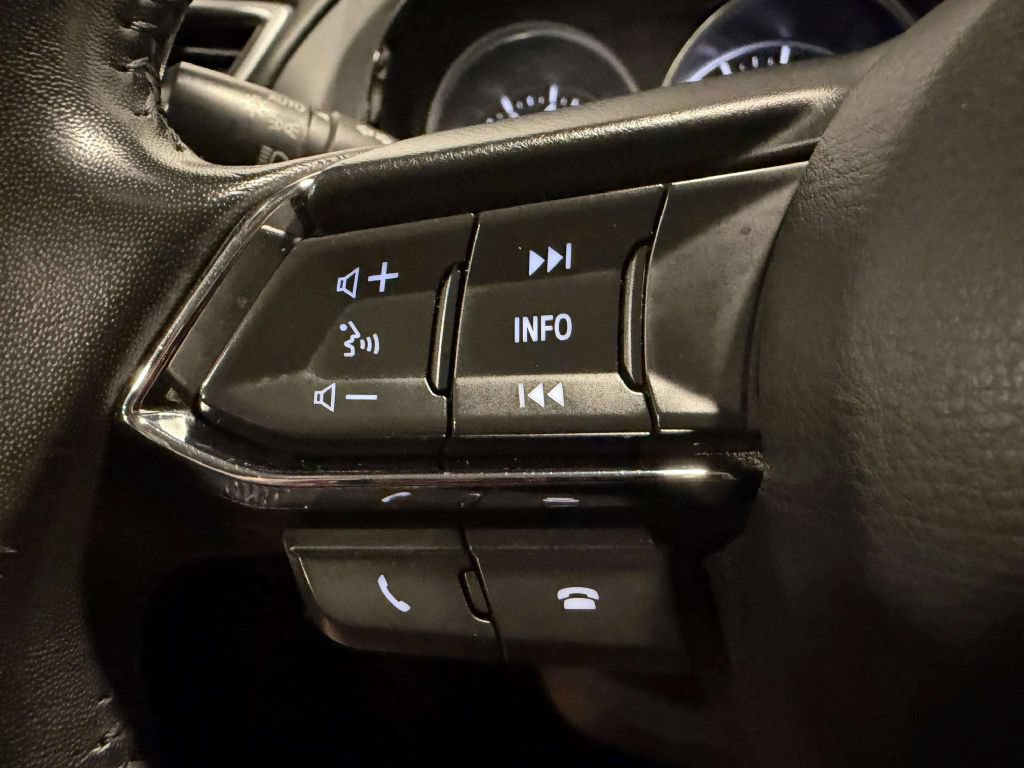 Used 2018 MAZDA CX-9 Touring AWD/4WD image 42