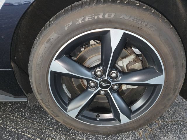 Used 2021 Ford Mustang GT RWD image 10