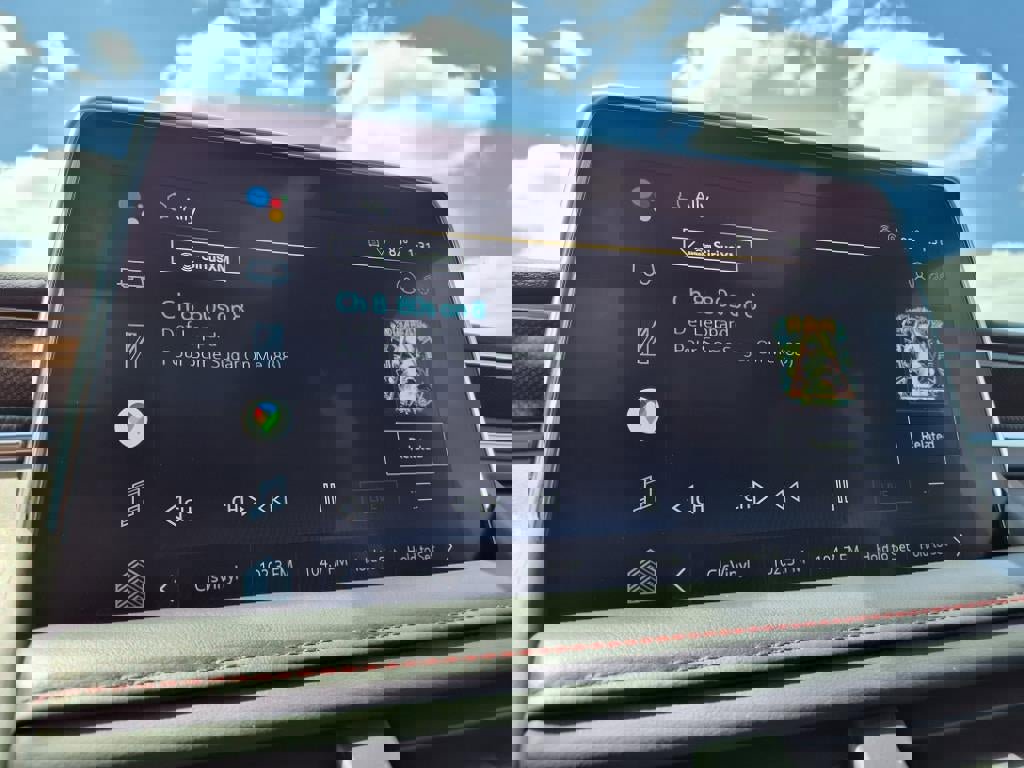 Certified 2022 Chevrolet Tahoe RST w/ Sport Performance Package image 15