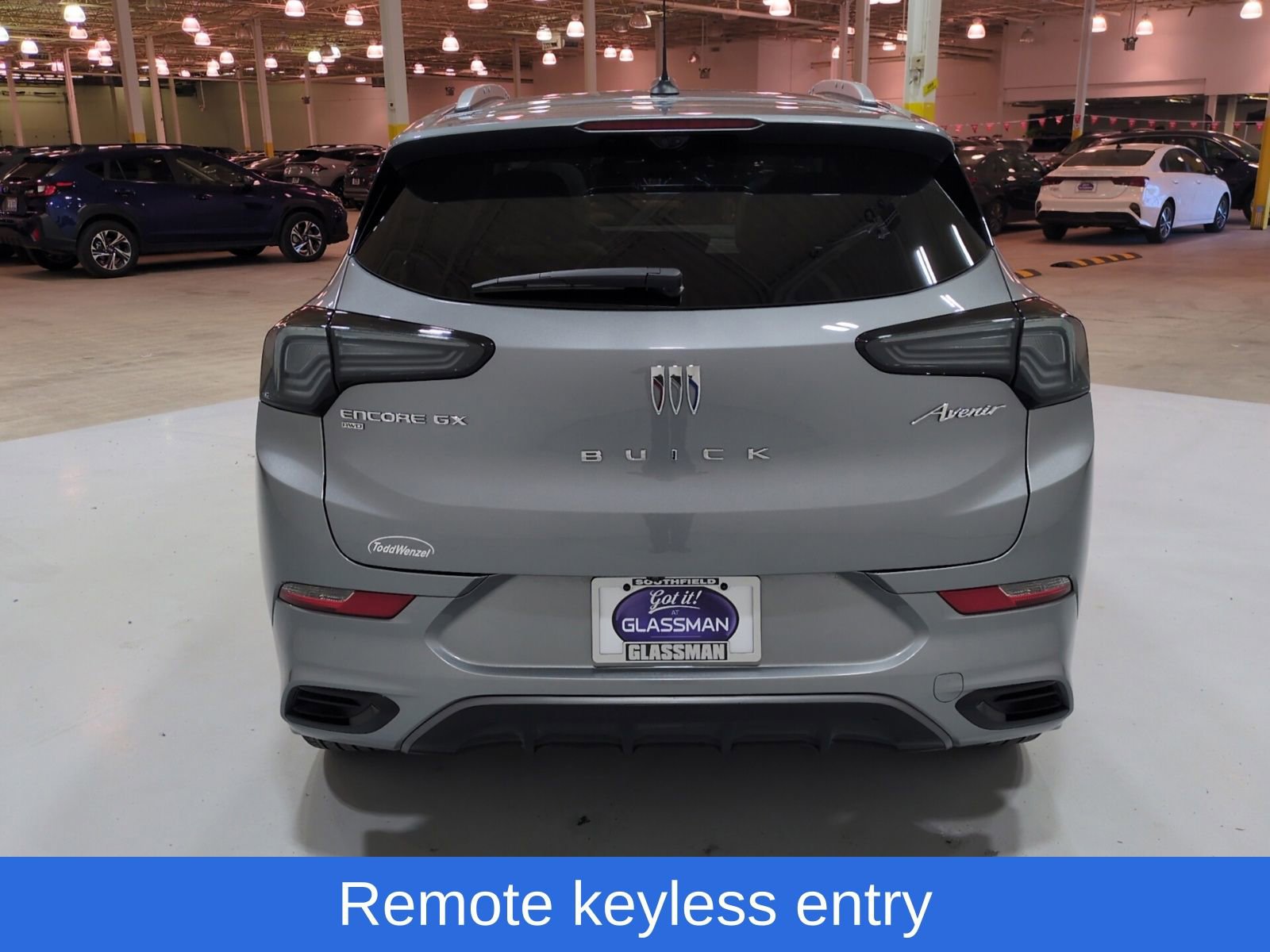 Used 2024 Buick Encore GX Avenir w/ Avenir Technology Package AWD/4WD image 4