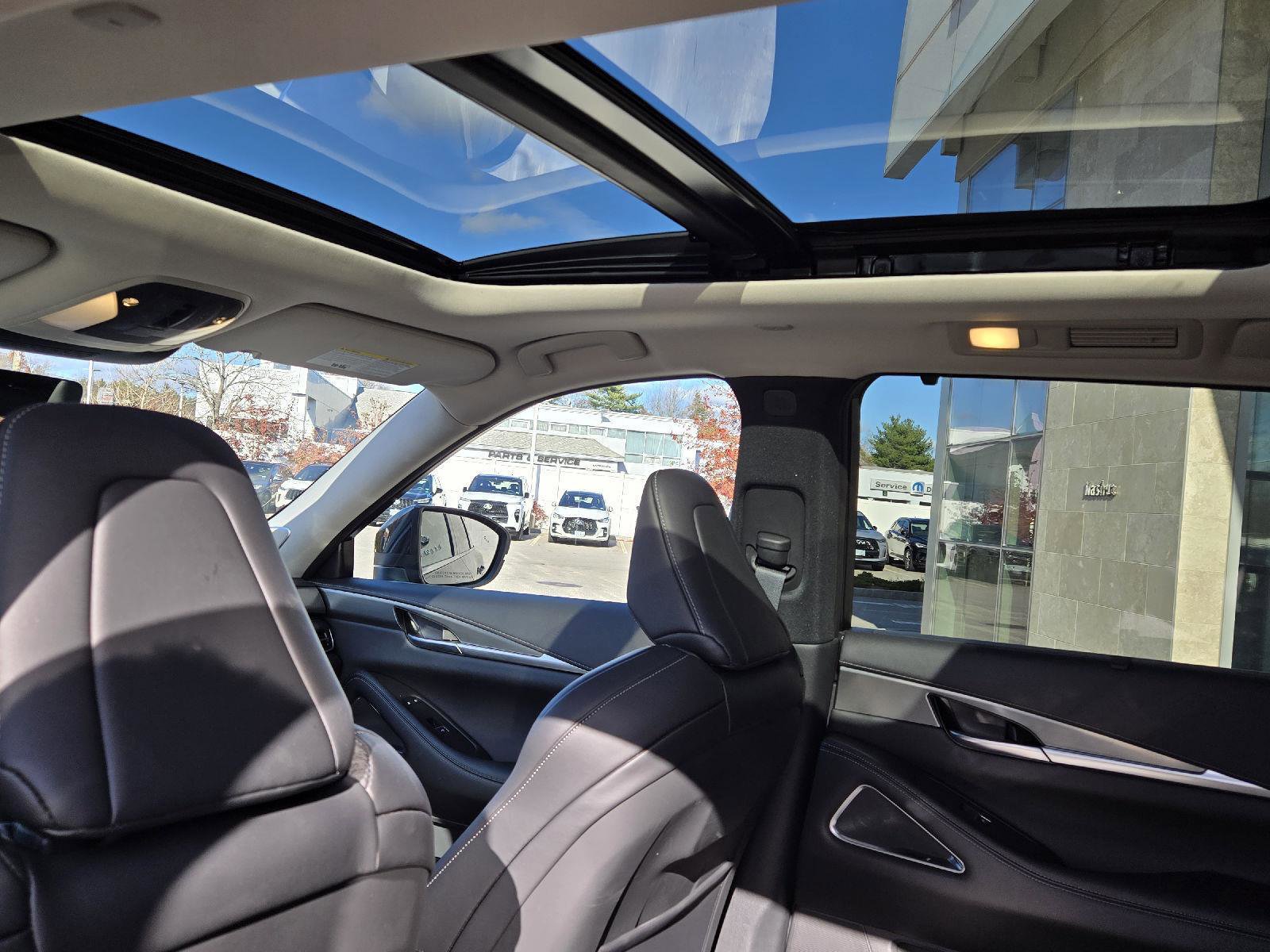 Certified 2025 INFINITI QX60 Luxe image 11