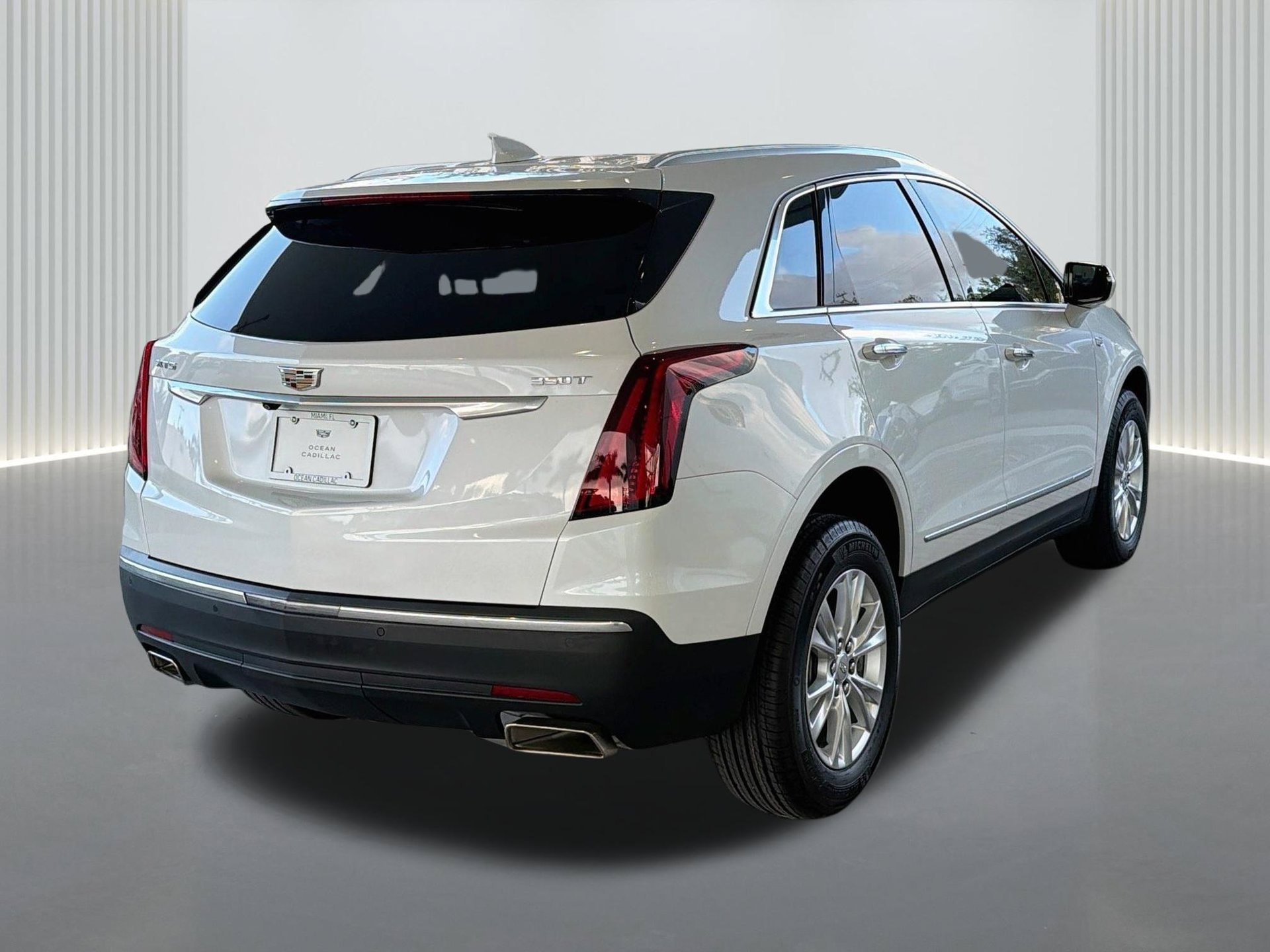 Certified 2023 Cadillac XT5 Luxury FWD image 6