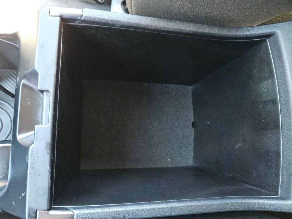 Used 2025 Kia K4 LXS image 29