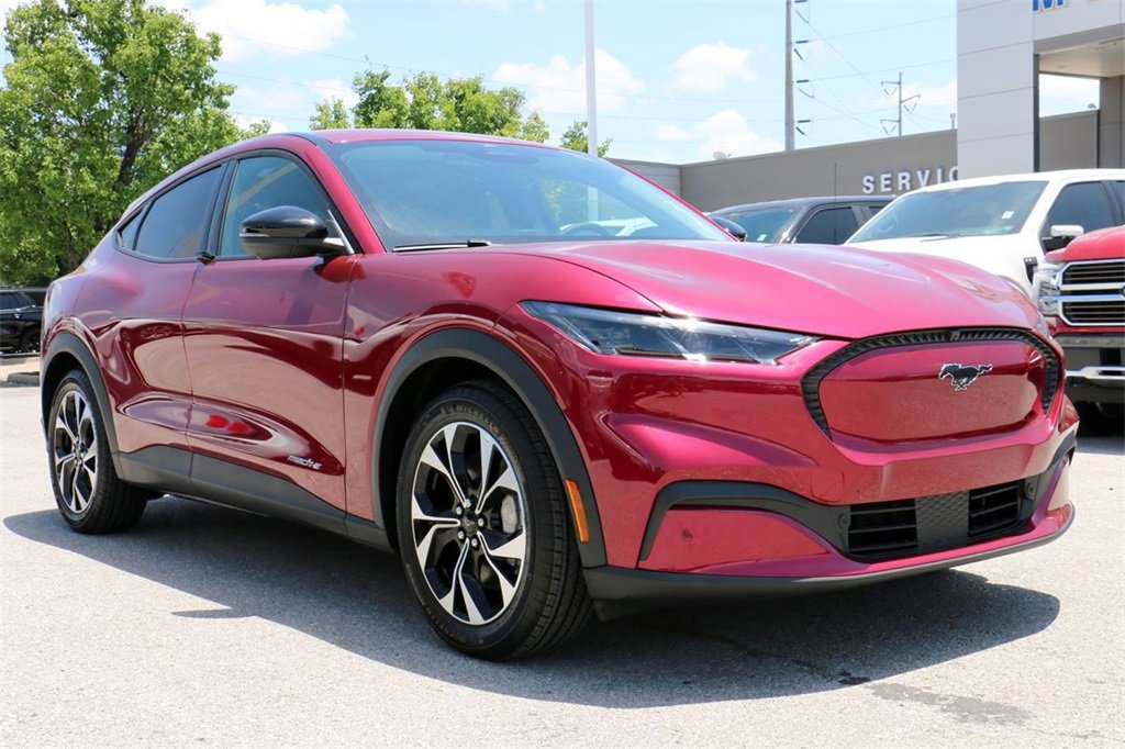 New 2025 Ford Mustang Mach-E Select w/ Comfort Package Lite image 4