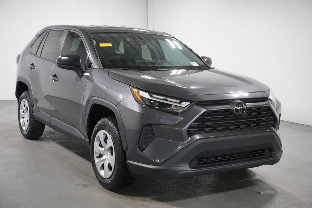 Certified 2023 Toyota RAV4 LE FWD image 3