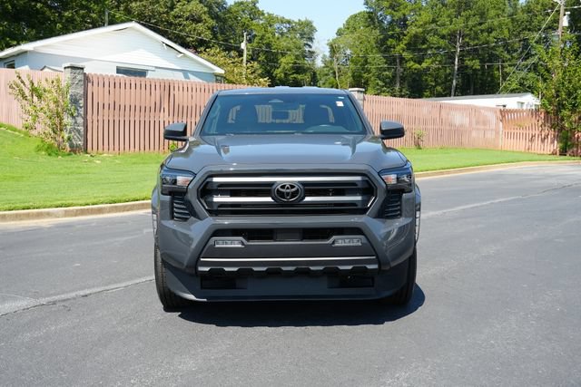 Used 2024 Toyota Tacoma SR5 AWD/4WD image 2