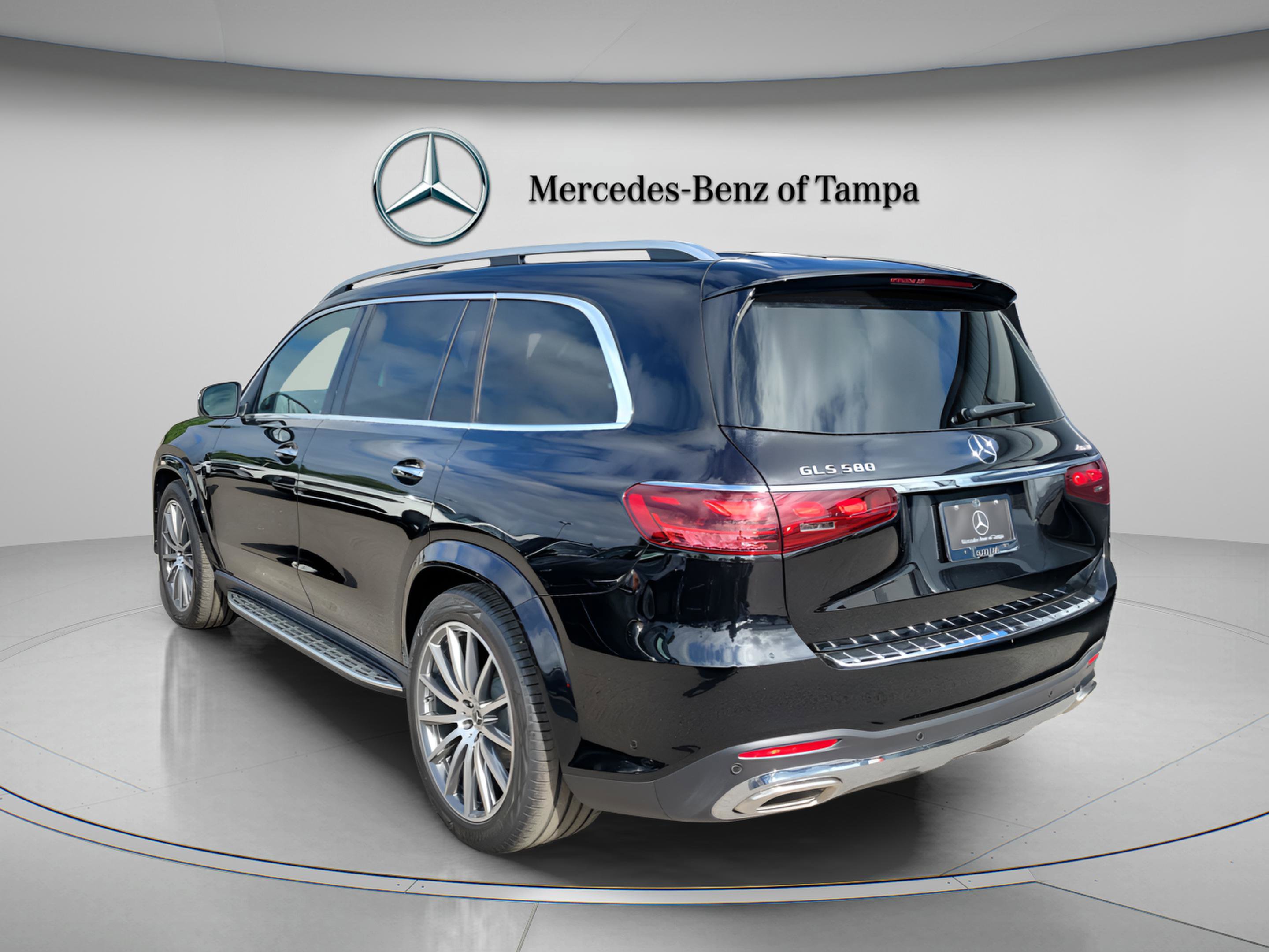 Certified 2026 Mercedes-Benz GLS 580 4MATIC image 2
