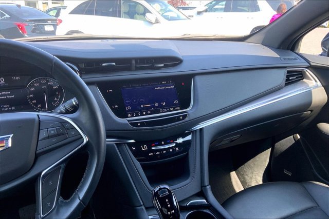 Used 2024 Cadillac XT5 Luxury w/ LPO, Floor Liner Package AWD/4WD image 5