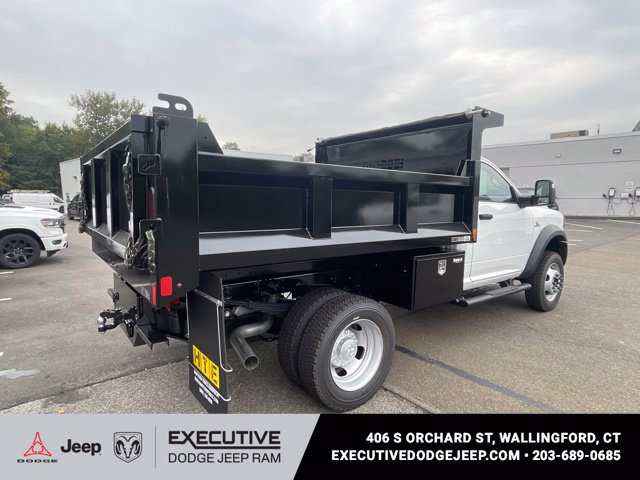 New 2026 RAM 5500 Tradesman w/ Chrome Appearance Group AWD/4WD image 7