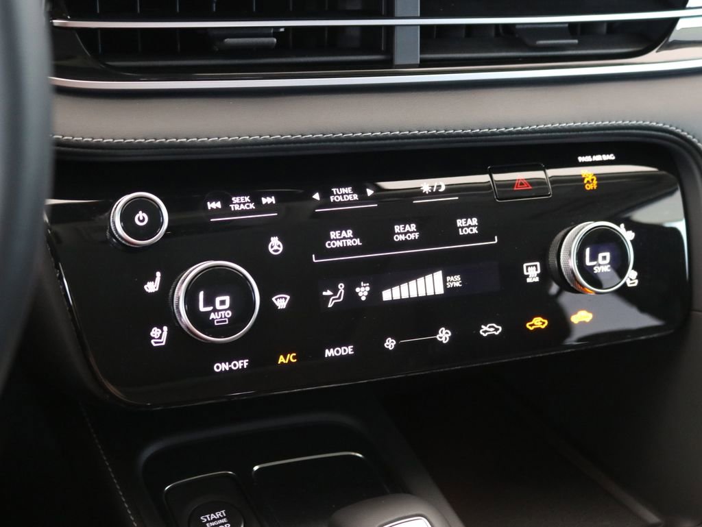 Certified 2023 INFINITI QX60 Sensory w/ Vision Package AWD/4WD image 12