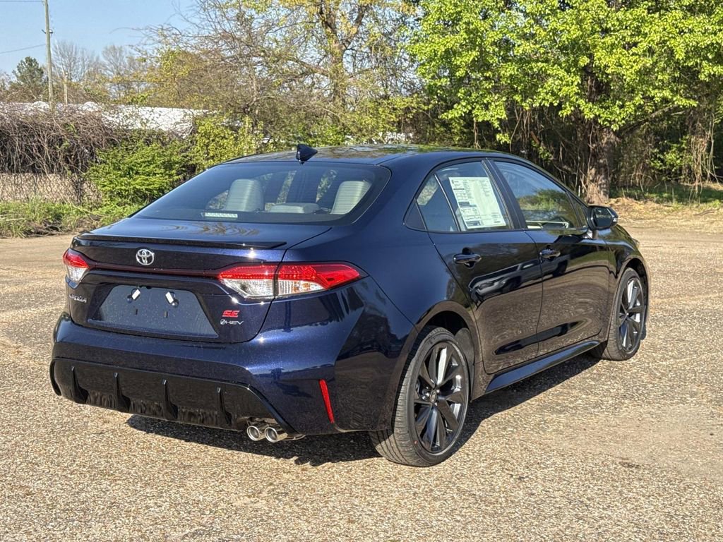 New 2026 Toyota Corolla SE image 3