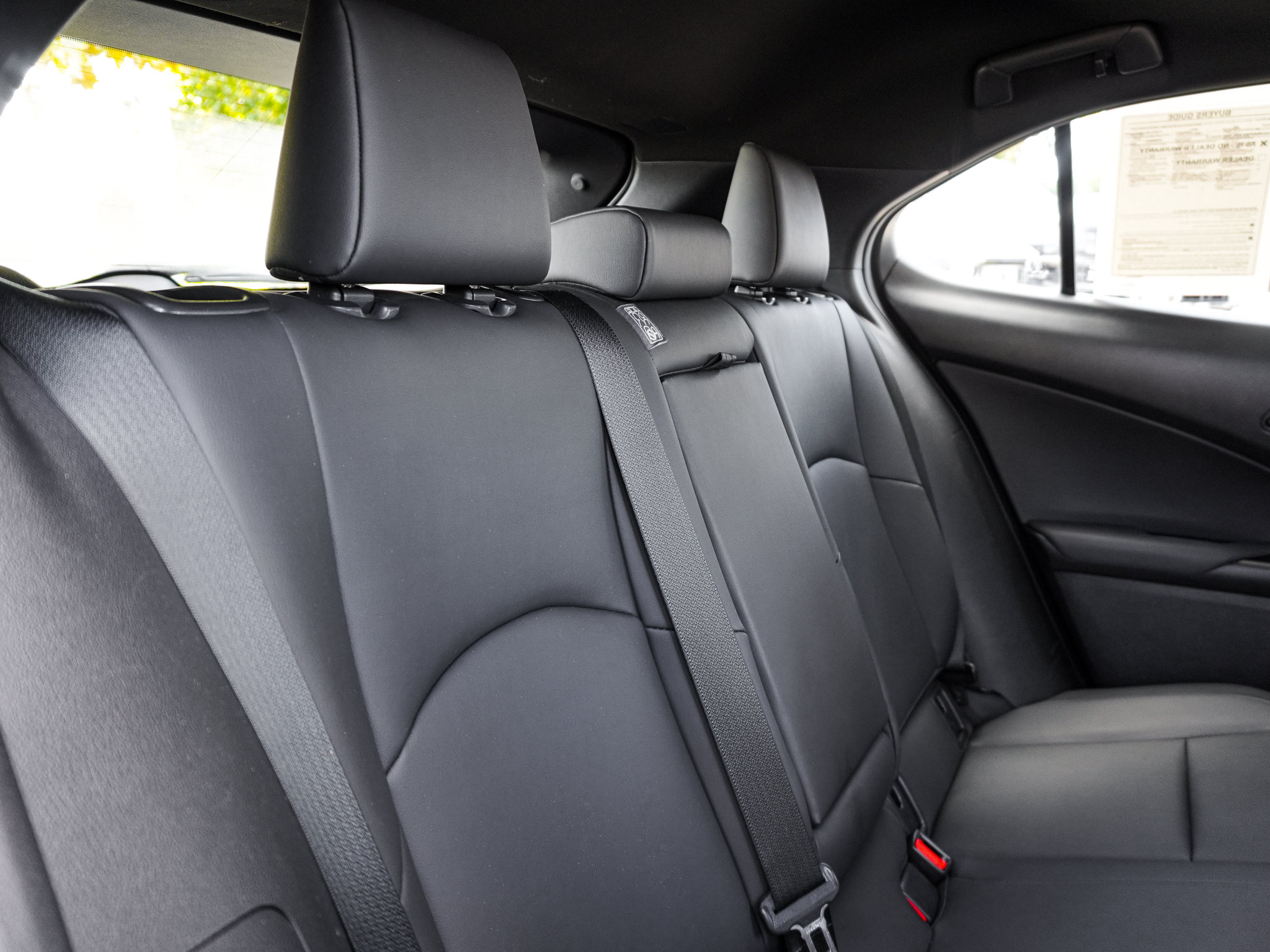 Used 2021 Lexus UX 250h w/ Premium Package AWD/4WD image 32