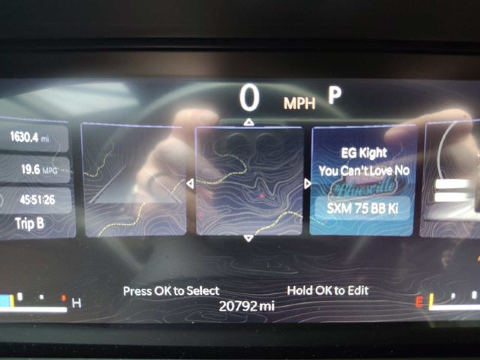 Used 2022 Jeep Grand Cherokee Summit w/ Adv Protech Group IV AWD/4WD image 25