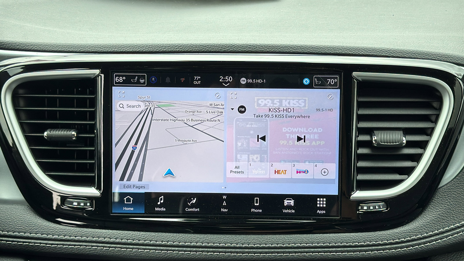 New 2026 Chrysler Pacifica Limited FWD image 23