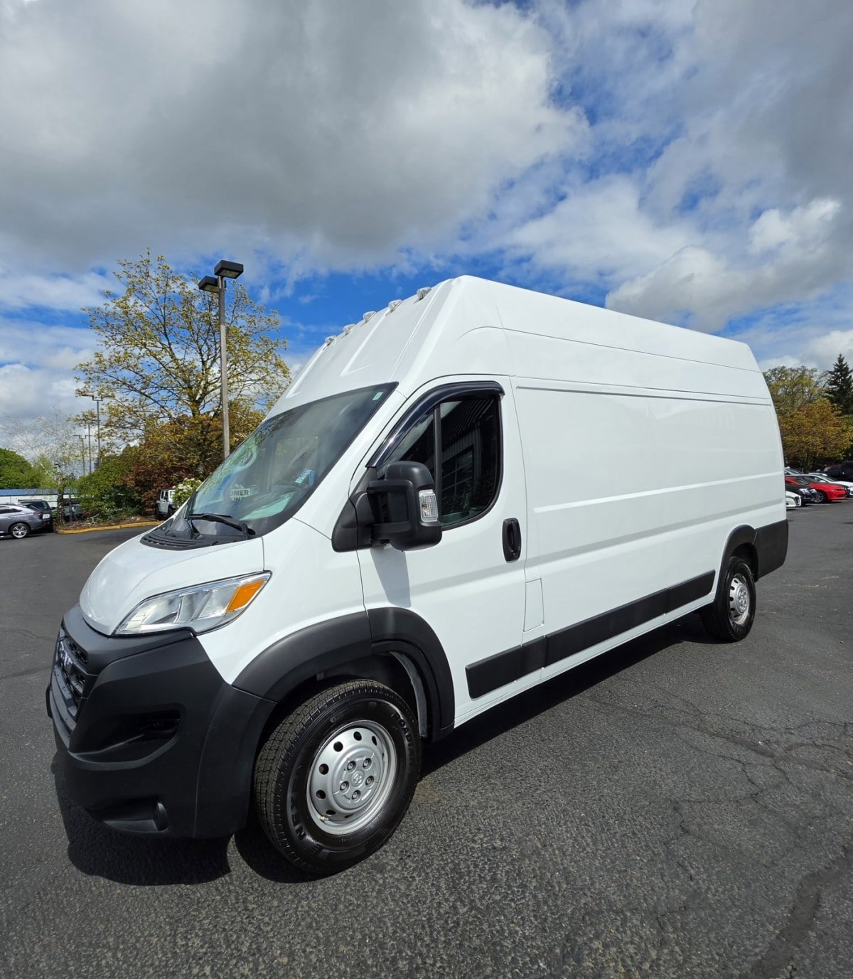 Used 2023 RAM ProMaster 3500 FWD image 2