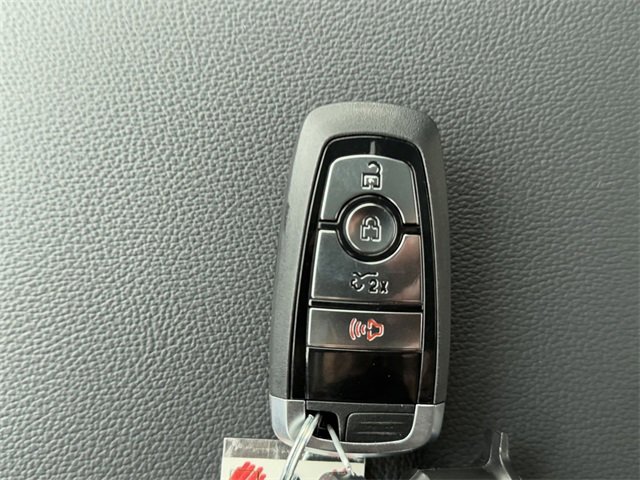 New 2025 Ford F150 Lightning XLT image 18