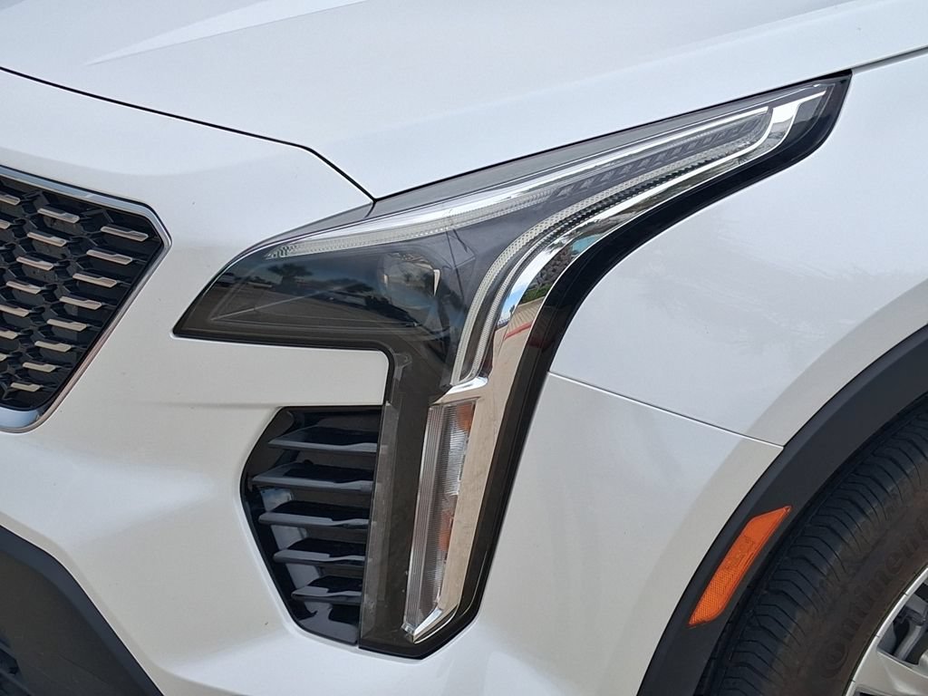 Used 2023 Cadillac XT4 Luxury FWD image 7