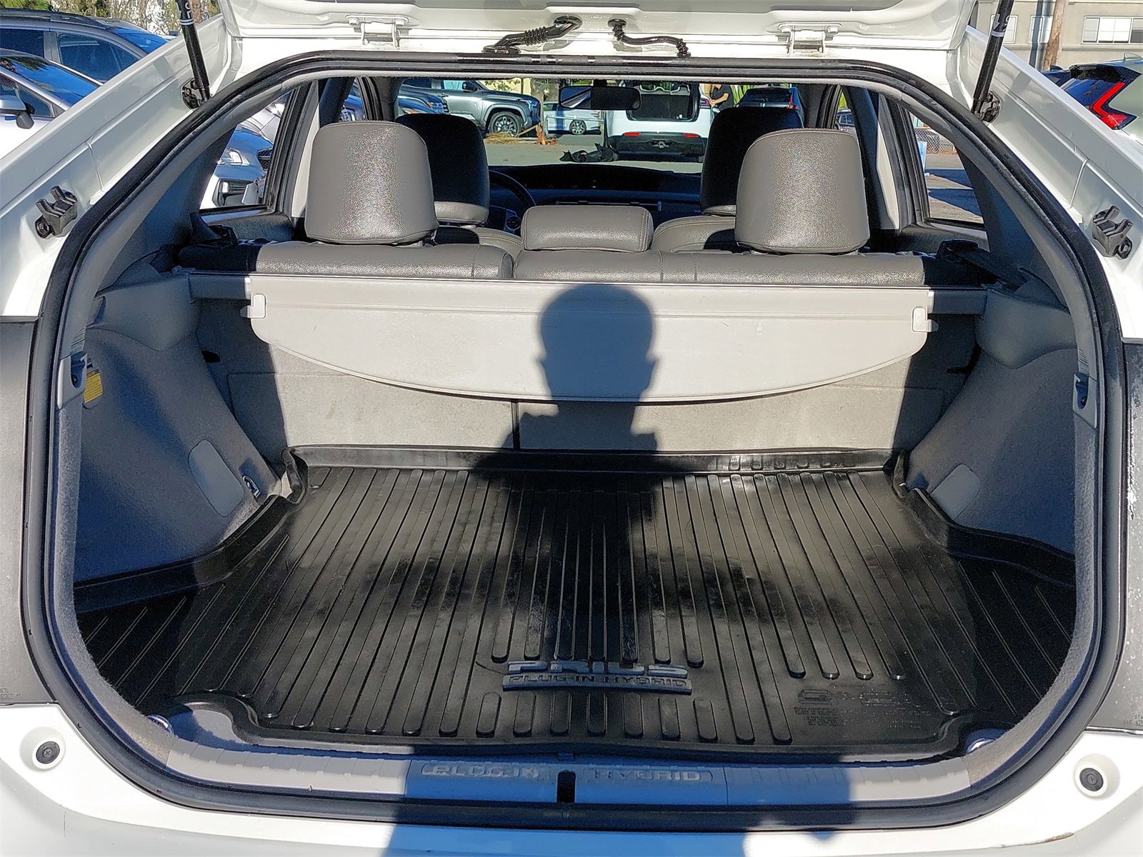 Used 2015 Toyota Prius Prime Advanced image 12