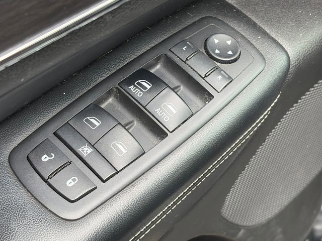 Used 2017 Jeep Grand Cherokee Limited AWD/4WD image 16
