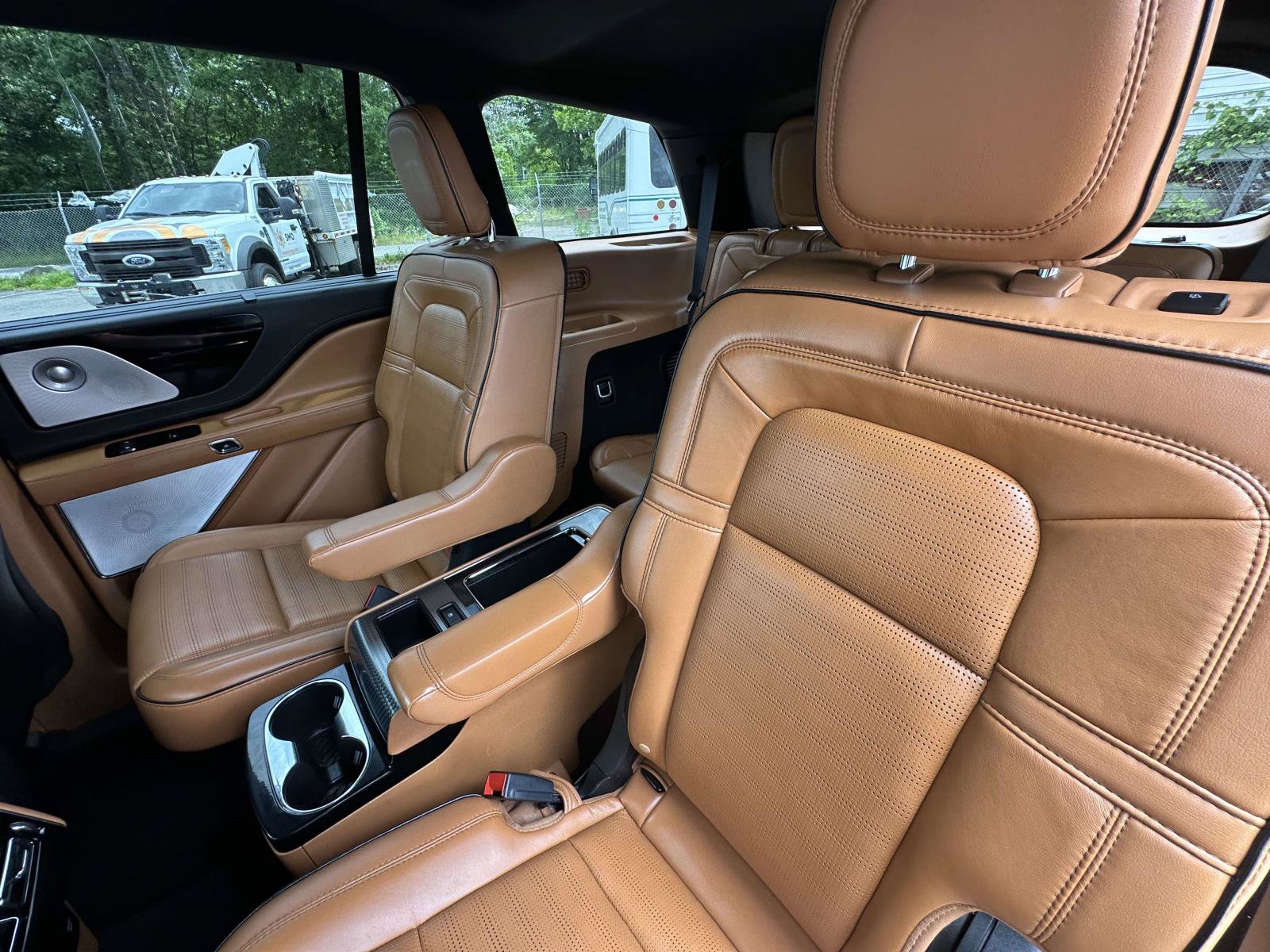 Used 2021 Lincoln Aviator Black Label w/ Dynamic Handling Package AWD/4WD image 26