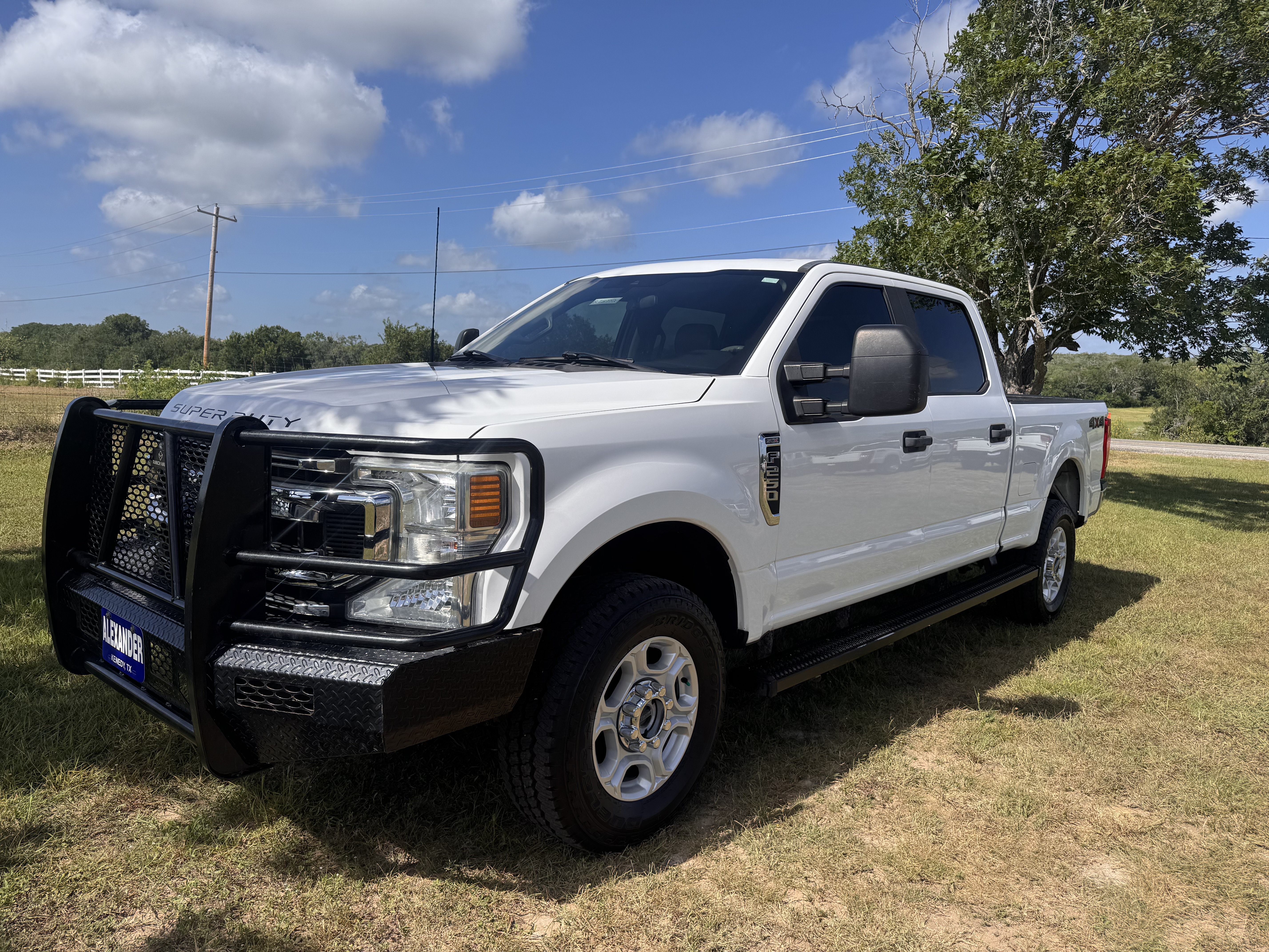 Used 2021 Ford F250 XL w/ STX Appearance Package AWD/4WD image 1