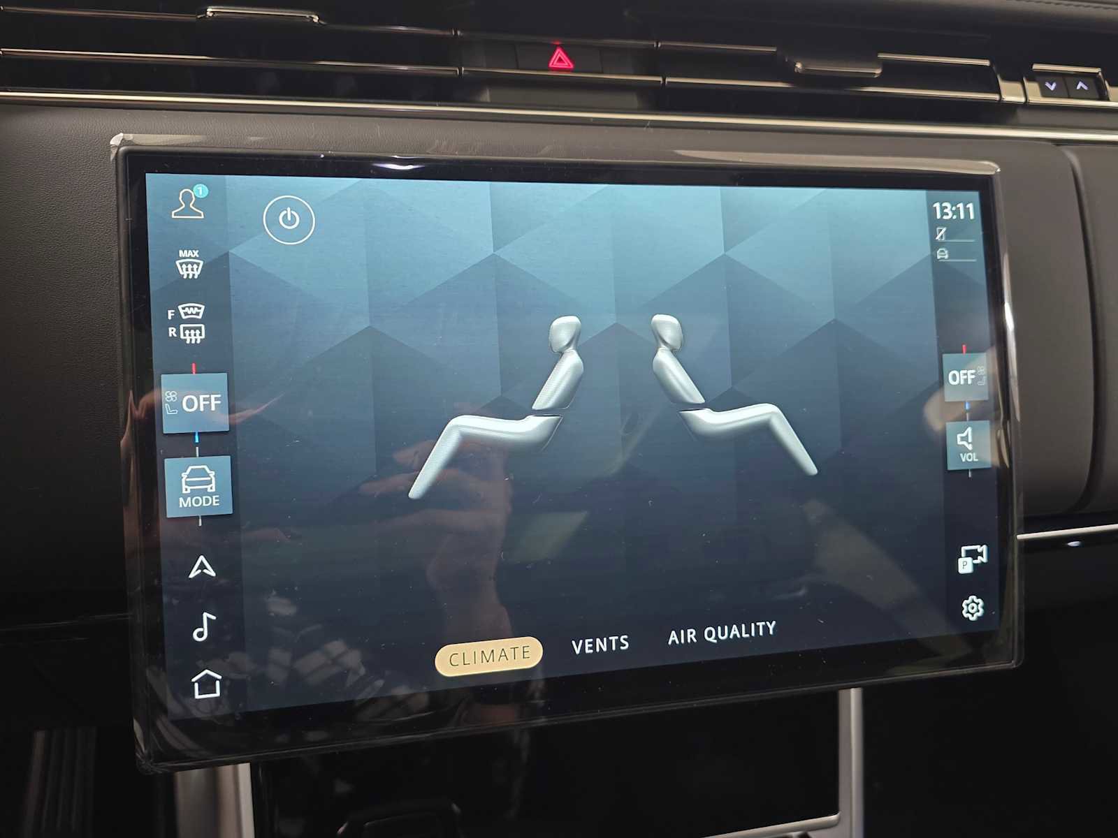 New 2026 Land Rover Range Rover SE image 27