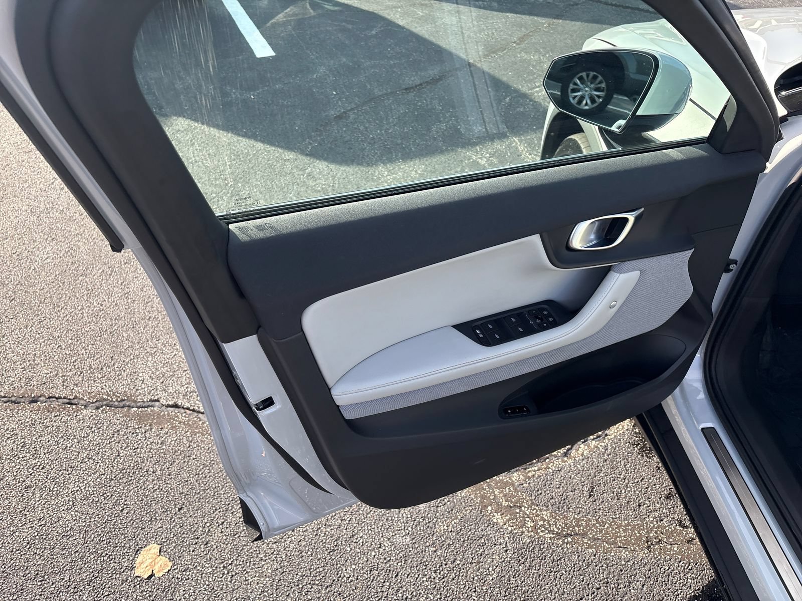 Used 2024 Polestar Polestar 2 AWD/4WD image 28