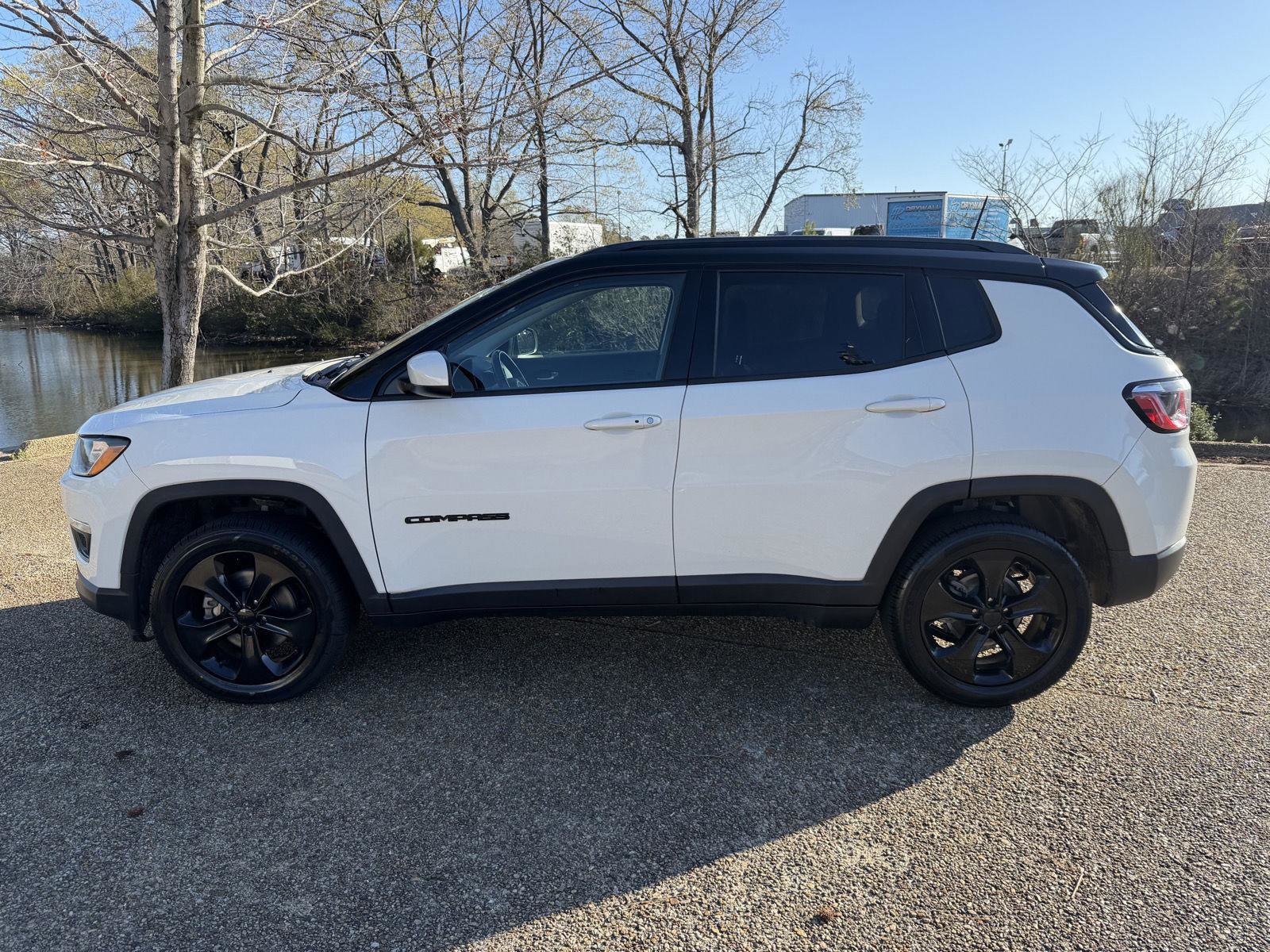 Used 2019 Jeep Compass Altitude image 6