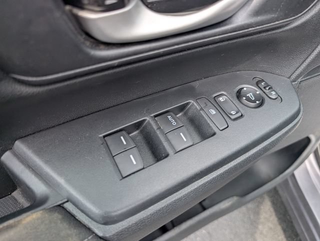 Used 2020 Honda CR-V LX image 10