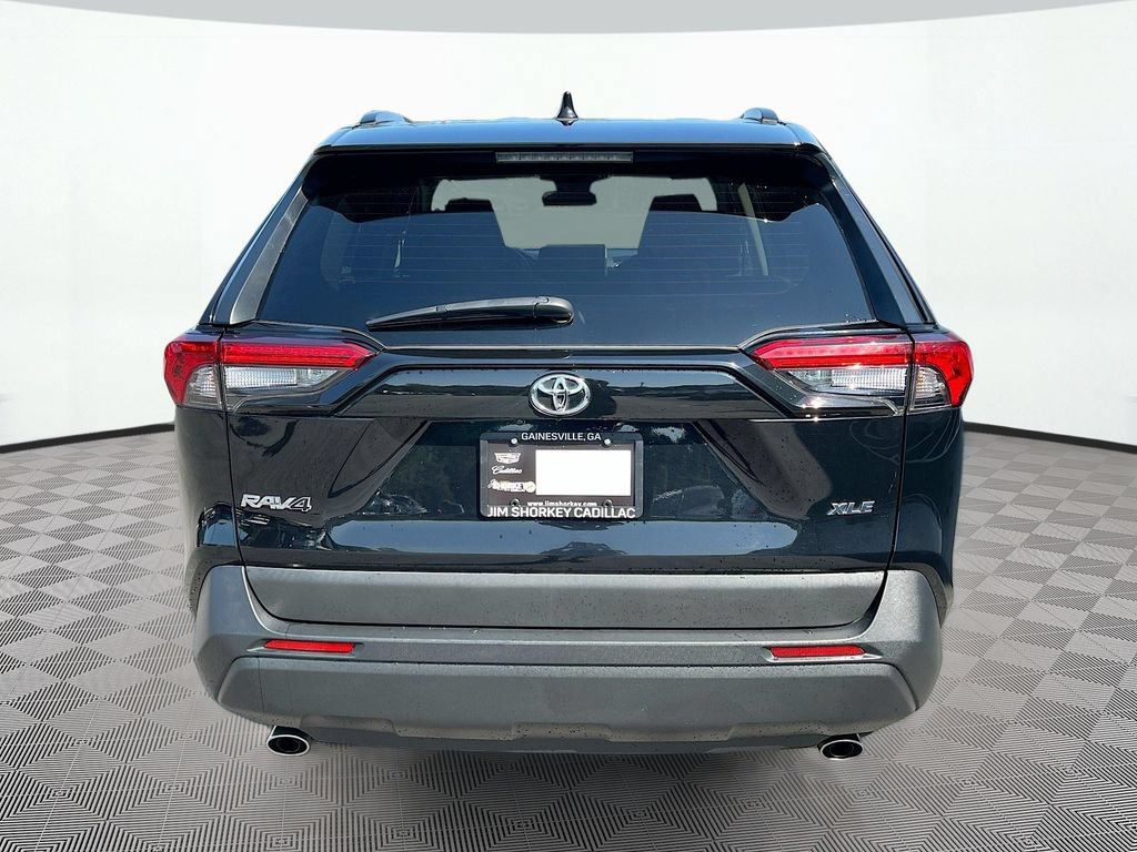 Used 2024 Toyota RAV4 XLE FWD image 7
