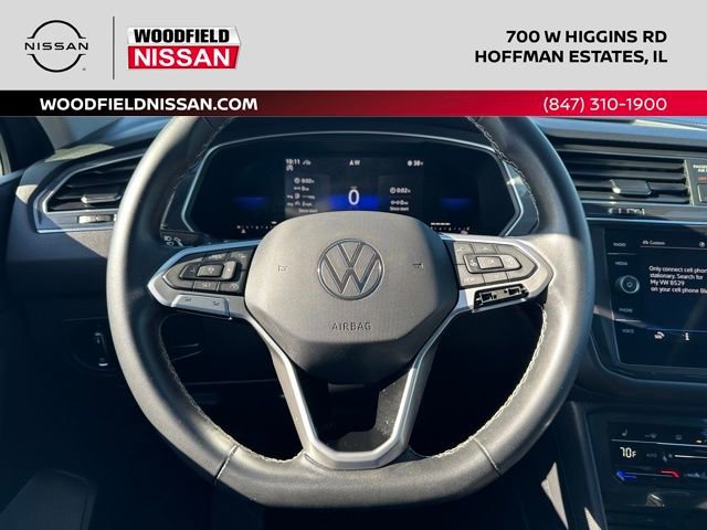 Used 2022 Volkswagen Tiguan SE AWD/4WD image 41