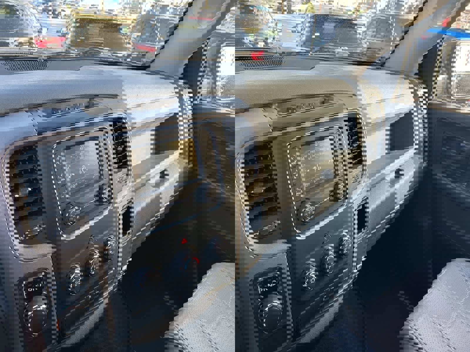 Used 2018 RAM 1500 Express image 38