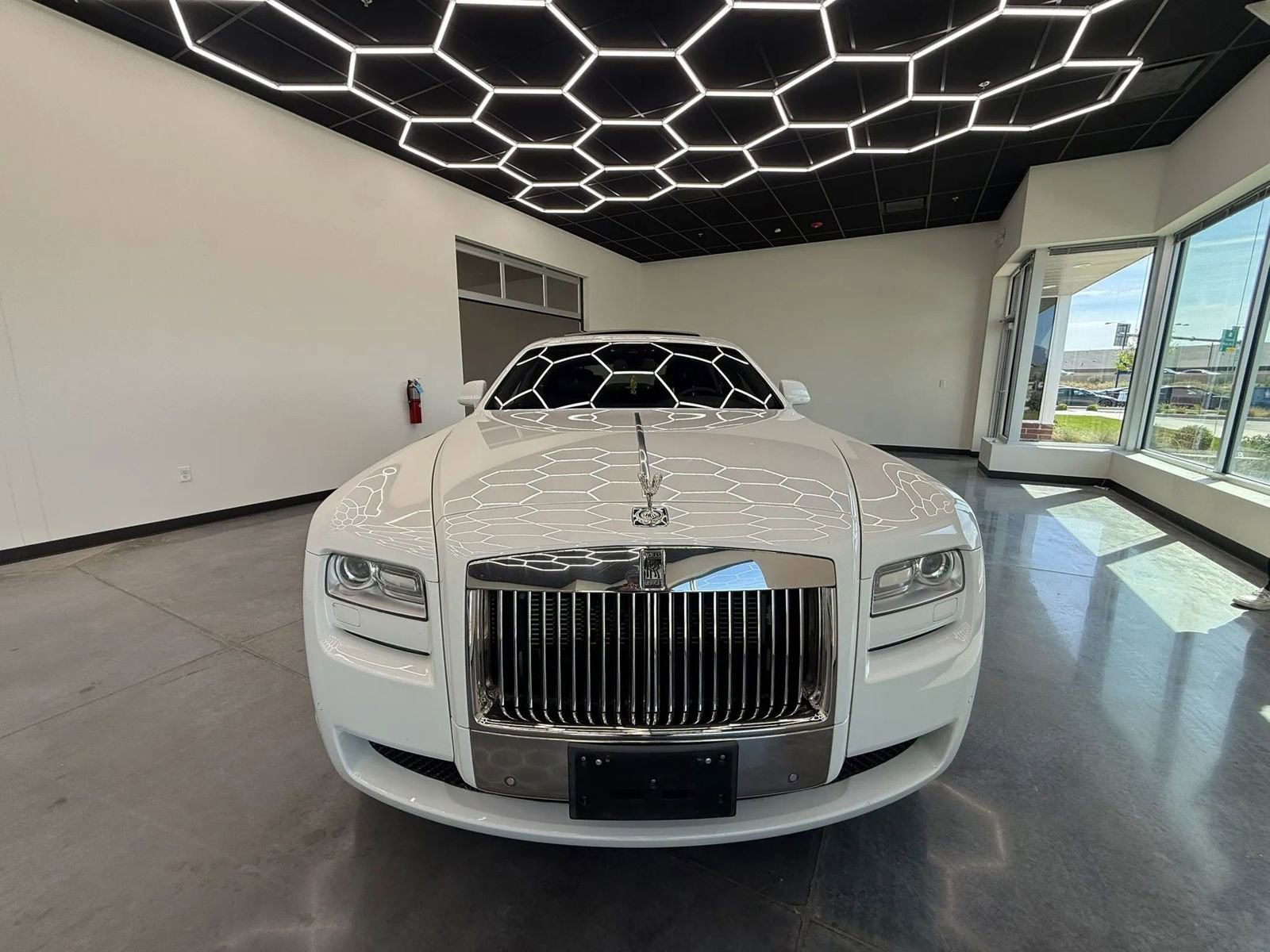 Used 2014 Rolls-Royce Ghost image 1