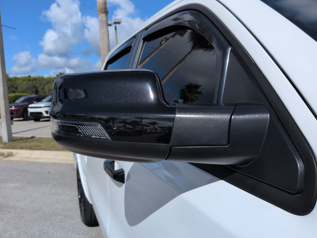 Used 2023 RAM 1500 Limited AWD/4WD image 11