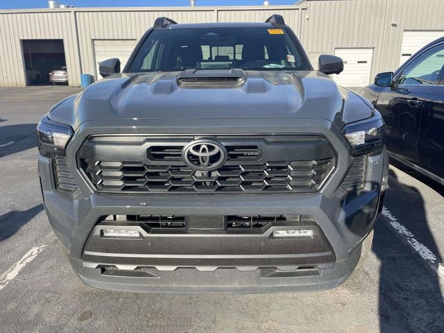 Used 2025 Toyota Tacoma TRD Sport w/ TRD Sport Premium Package image 2
